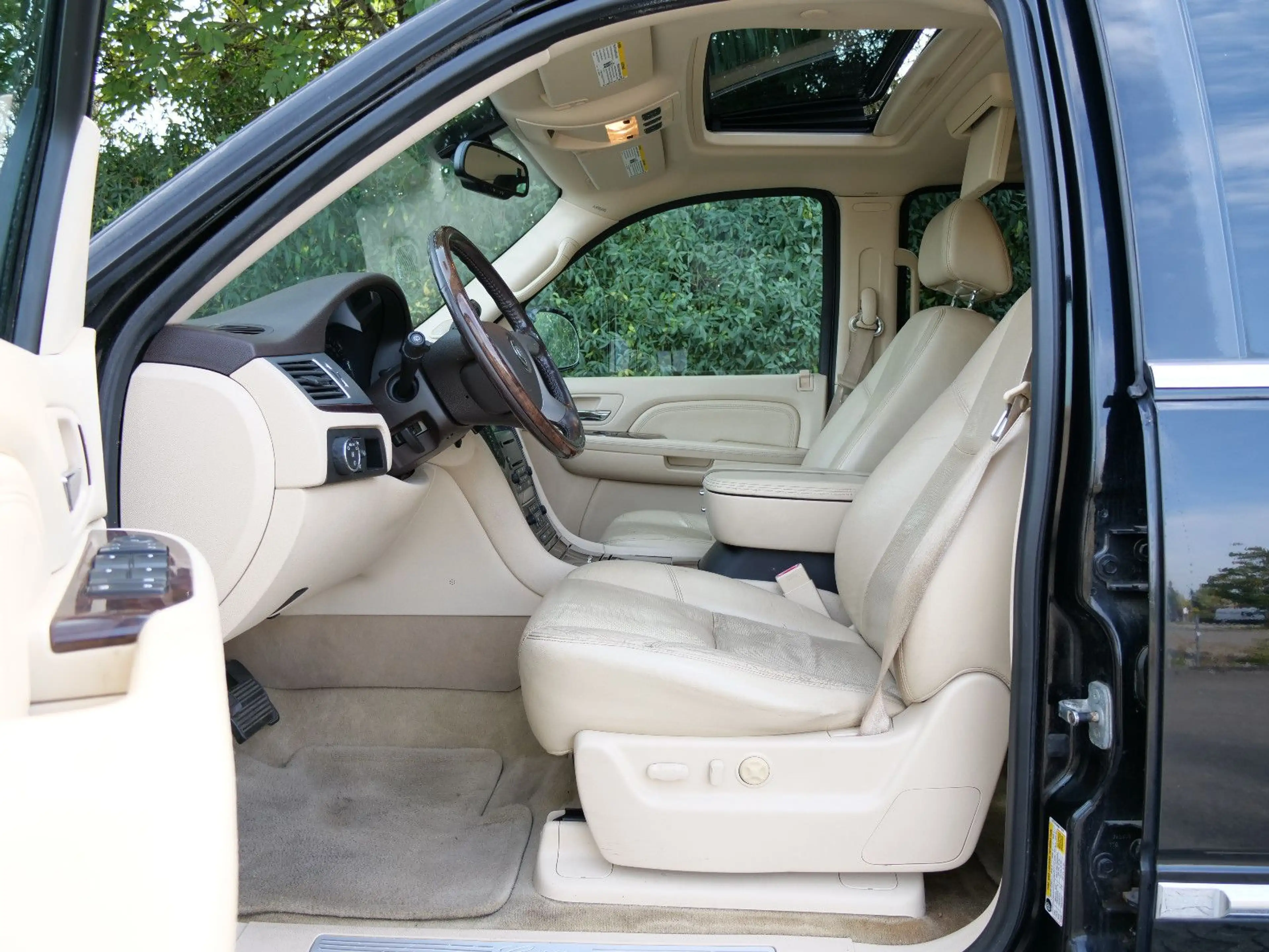 Cadillac Escalade GMT900 Elegance 7 Sitze — photo 14