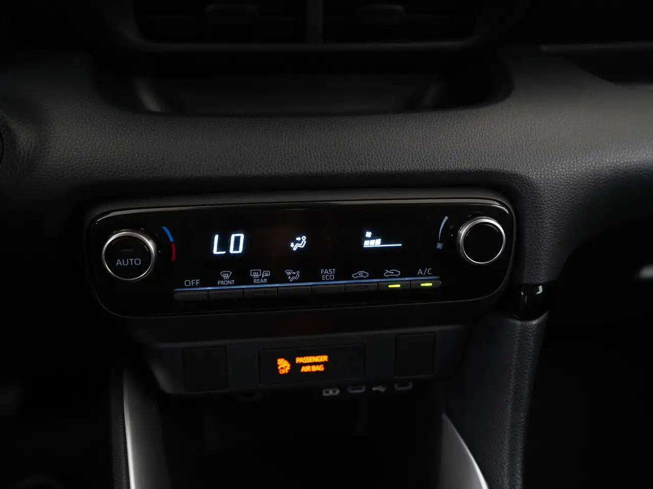 Toyota Yaris 1.5 Hybrid 115 Active Facelift Camera CarPlay, миниатюра 11