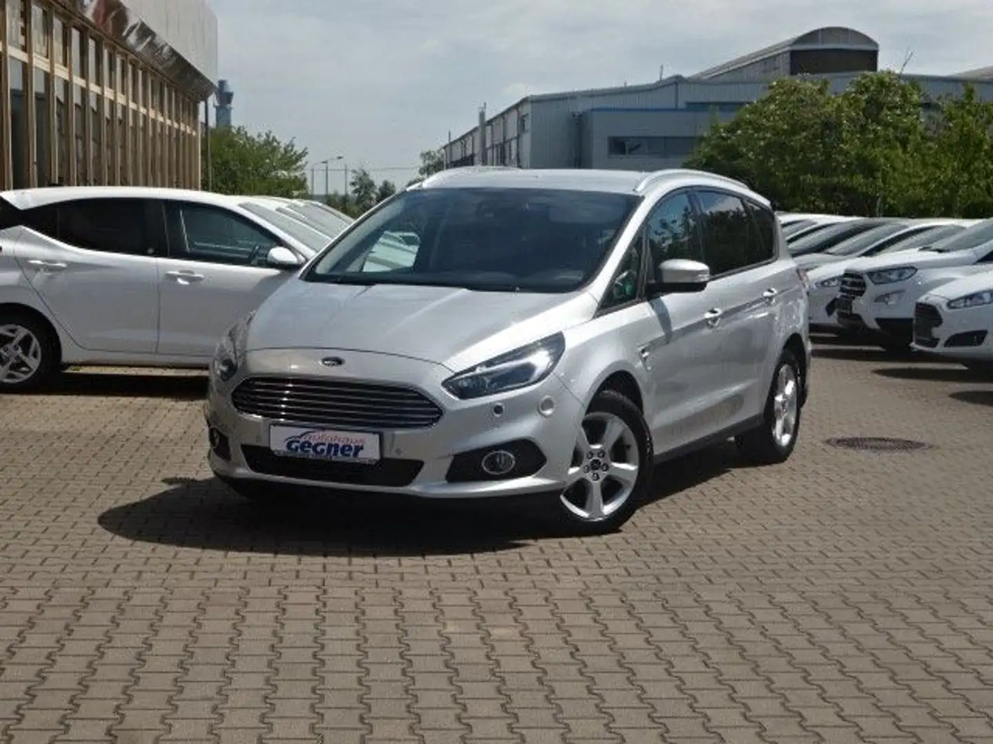 Ford S-Max 190PS Autm. Business Navi LED SHZ Серебристый - 2