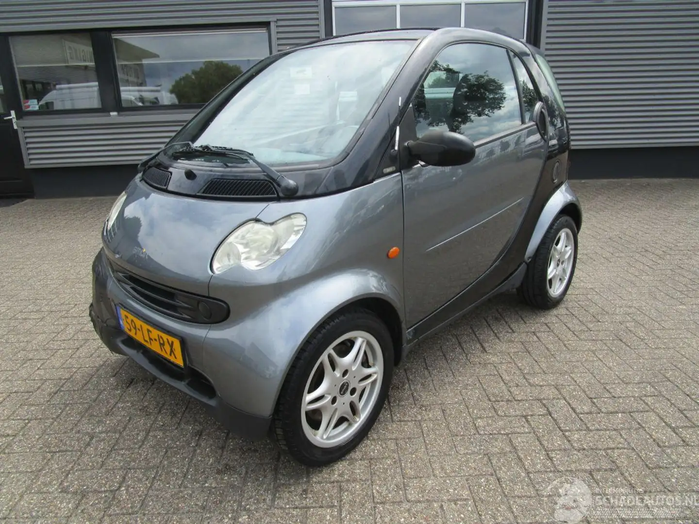 smart city-coupé/city-cabrio Smart&Passion Zwart - 1