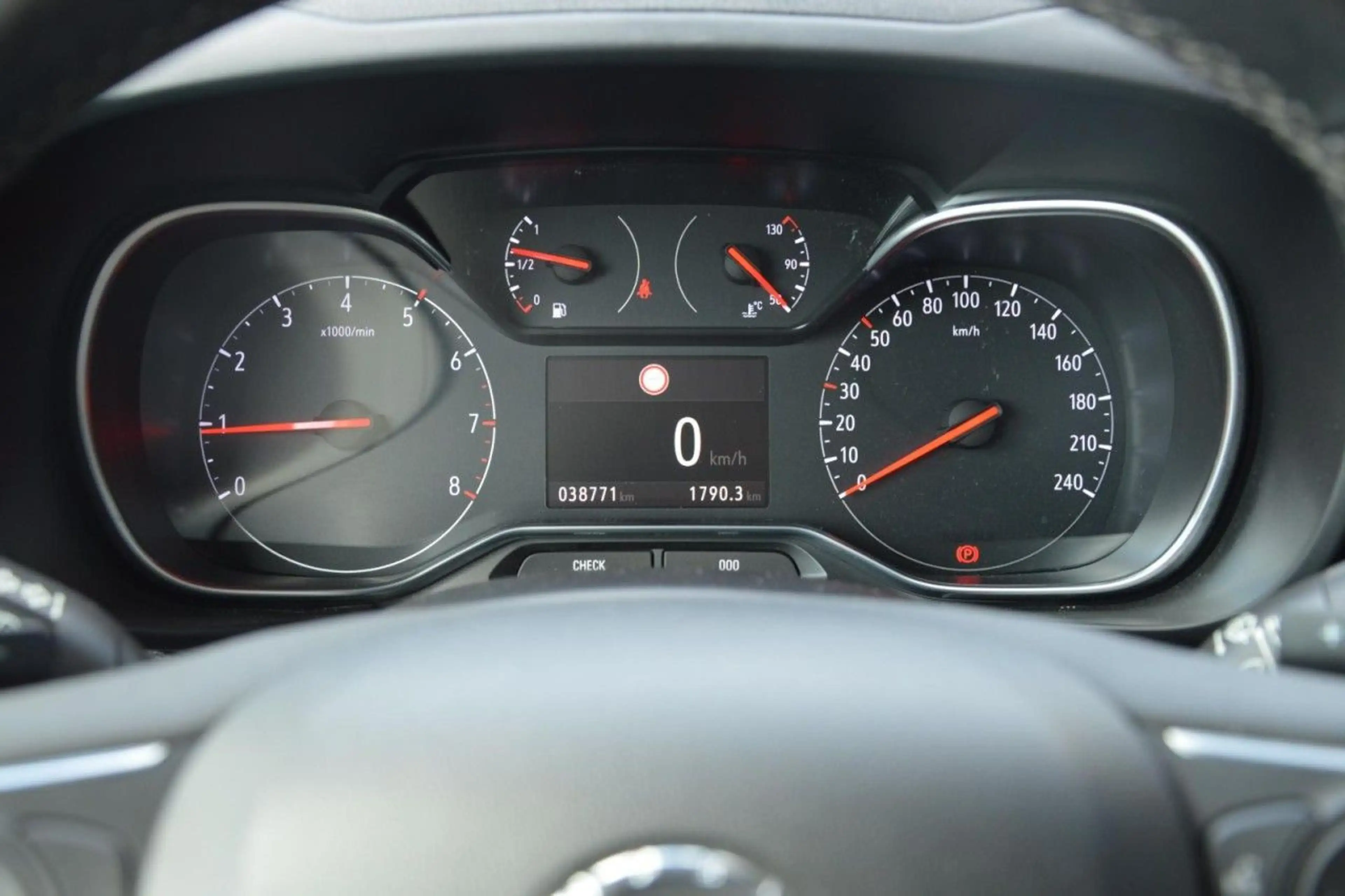 Opel Combo Life E Elegance SHZ / NAVI / KAMERA / AHK / 7-Sitze — photo 12