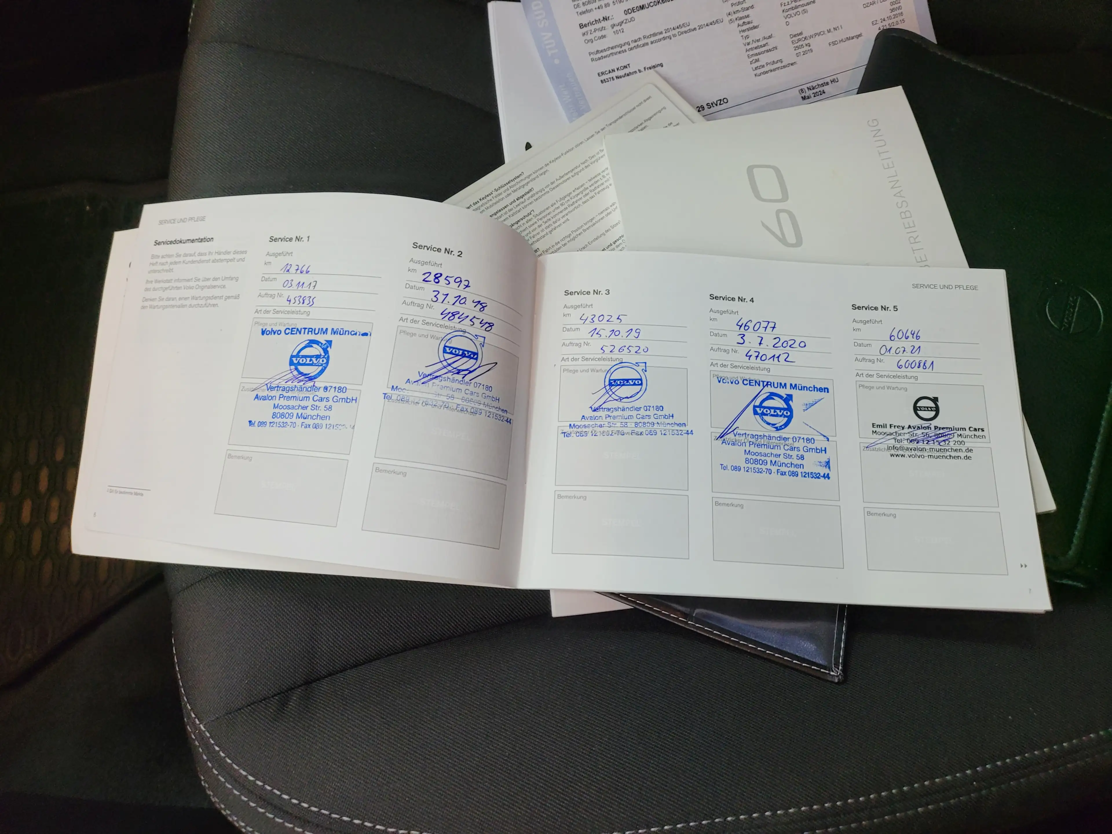 Volvo XC60 Kinetic 2WD+NAVI+PDC+AUTOMATIK — photo 15