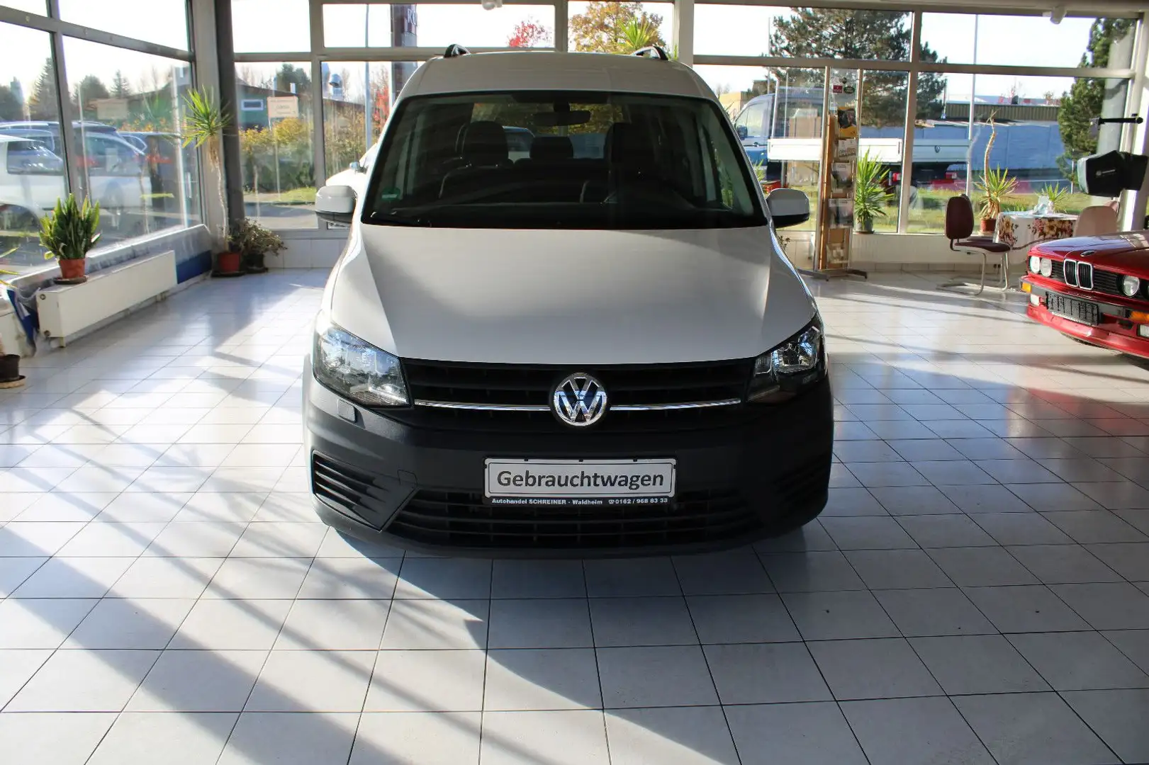 Volkswagen Caddy PKW 5-SITZE KLIMA TEMPOMAT PDC AHZV Weiß - 2