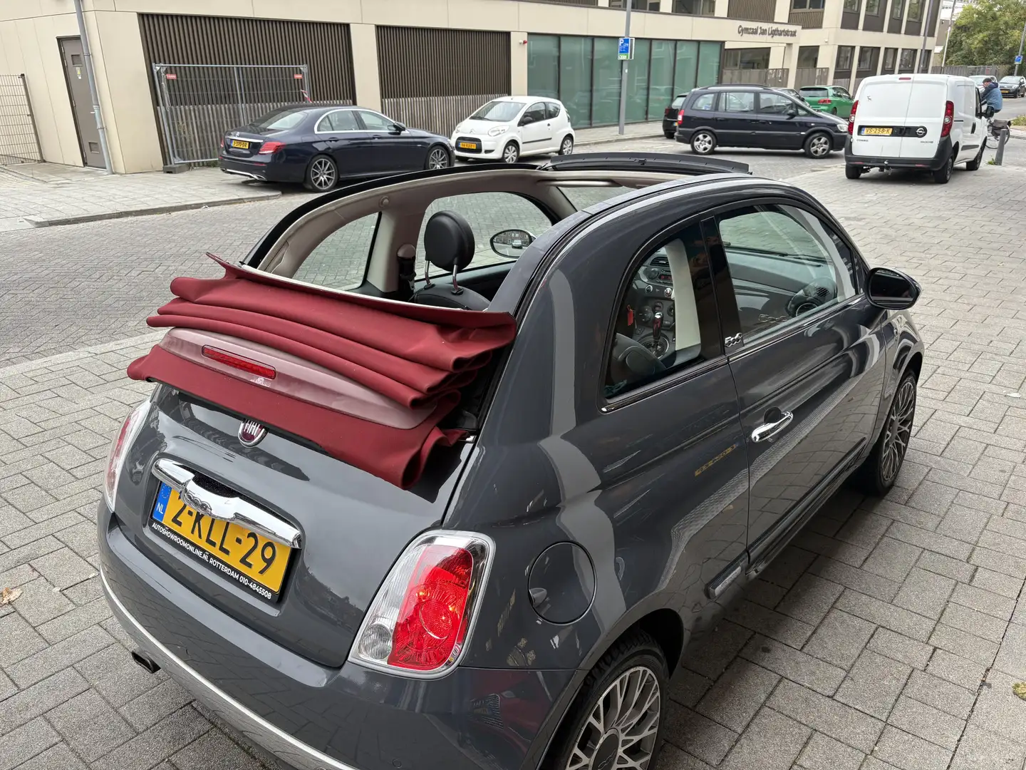 Fiat 500C 0.9 TwinAir Lounge AUTOMAAT/LEDER/NL AUTO Gris - 2