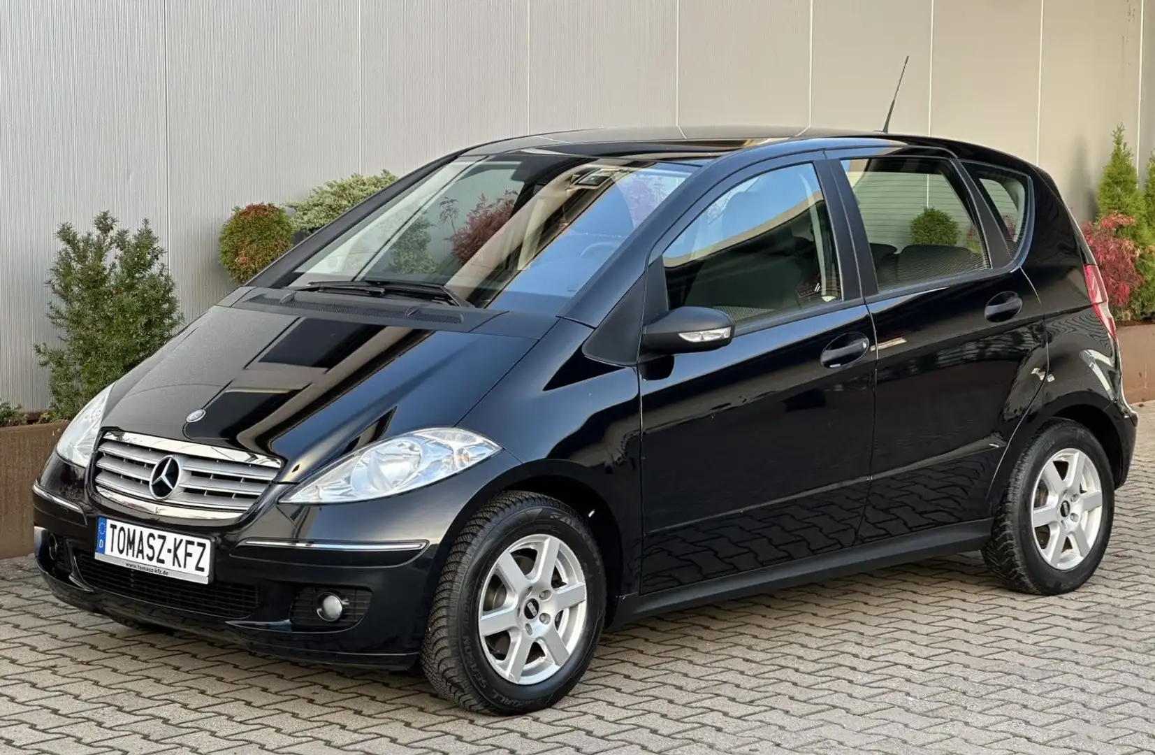 Mercedes-Benz A 150 Classic*Klima*BC*Alufelge*CD*TÜV+Insp. NEU Schwarz - 2