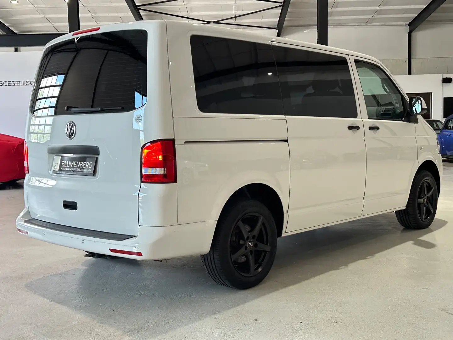 Volkswagen T5 Multivan Startline *7-Sitz,Navi,PDC,Tempo.* Blanc - 2