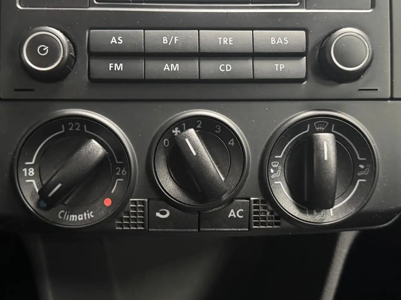 Volkswagen Polo Citadine 5 portes — photo 19