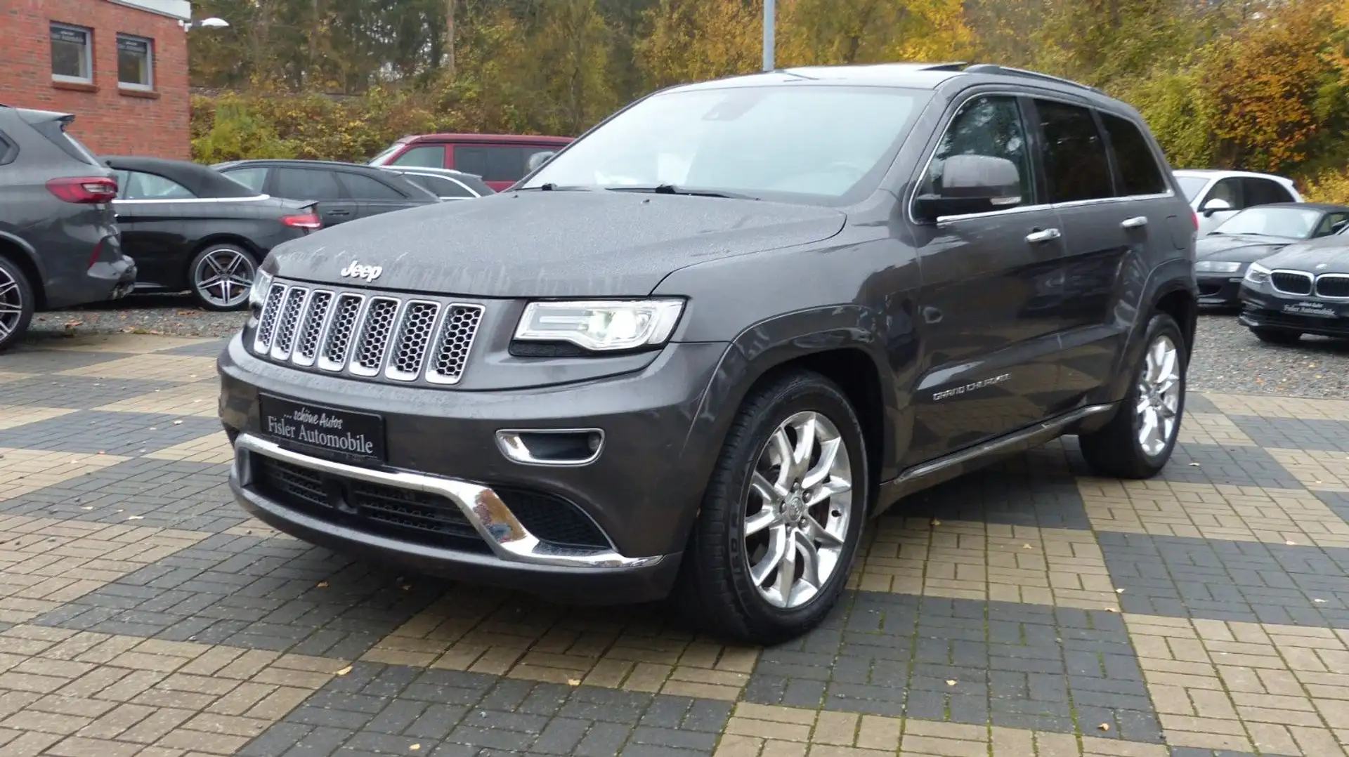 Jeep Grand Cherokee 3.0 CRD Summit ACC Pano AHK Grau - 1