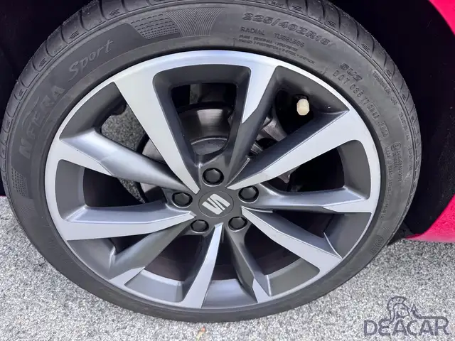 SEAT Leon view 5