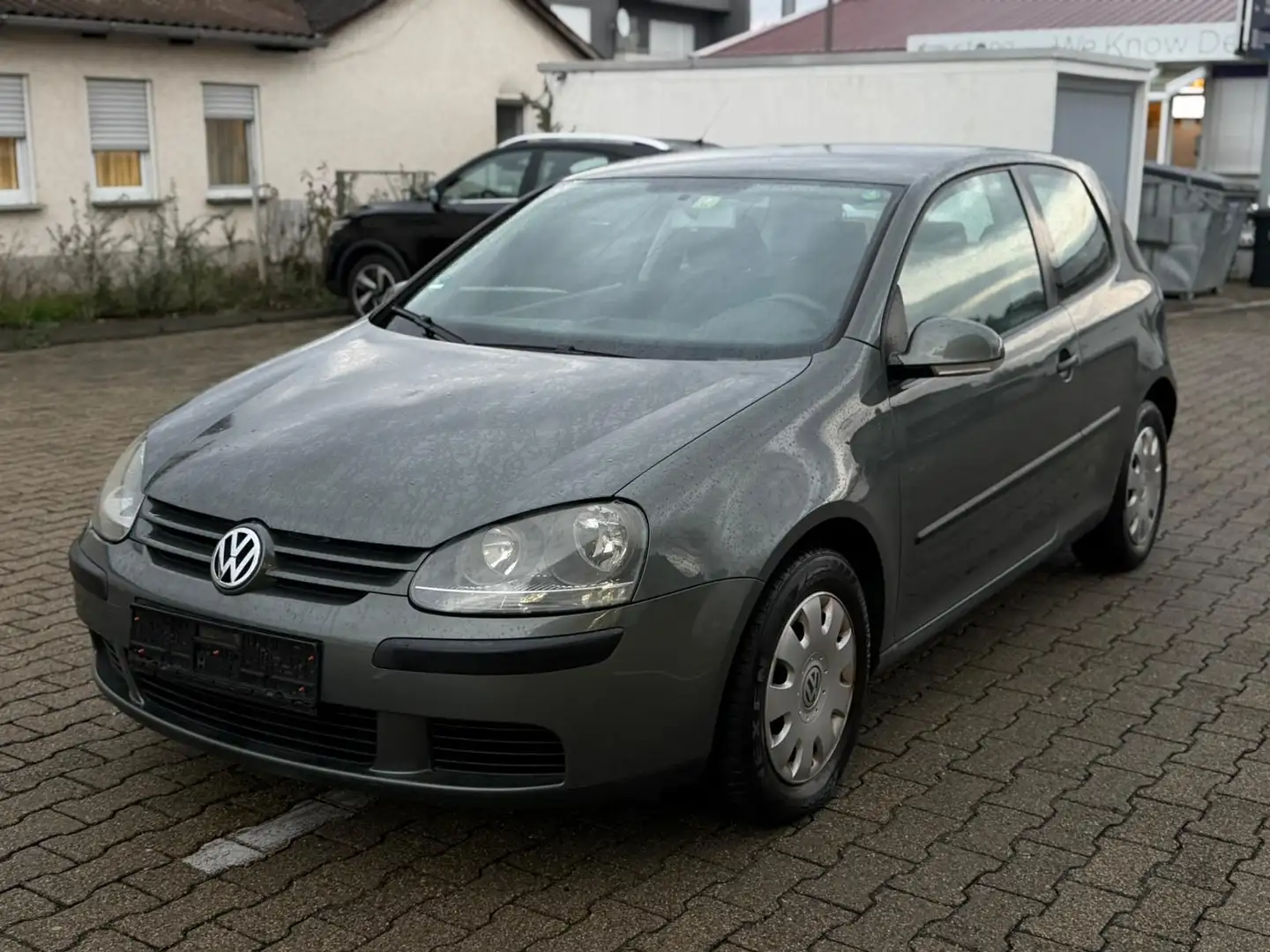 Volkswagen Golf Golf V 1.6 FSI Sportline *TIV 01. 12. 26 ** - 1