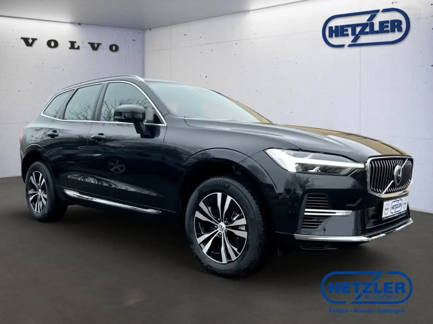 Volvo XC60 Core Recharge Plug-In Hybrid AWD T6 Twin Engine EU Schwarz - 2