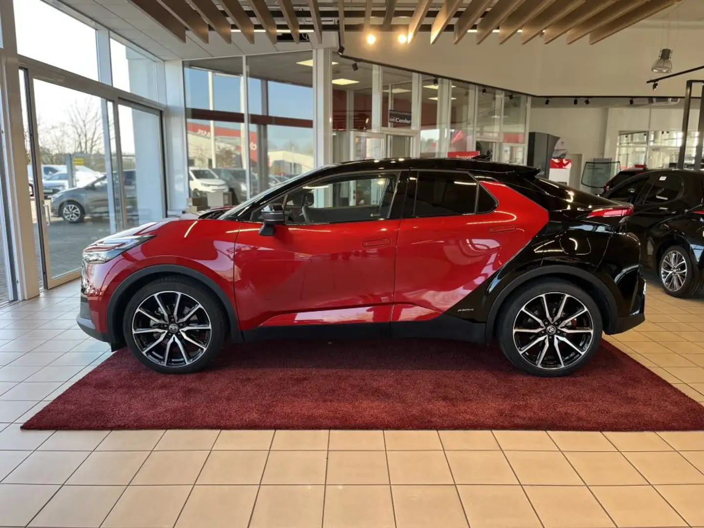 Toyota C-HR 2.0 Hybrid AWD GR SPORT Premiere Rood - 2