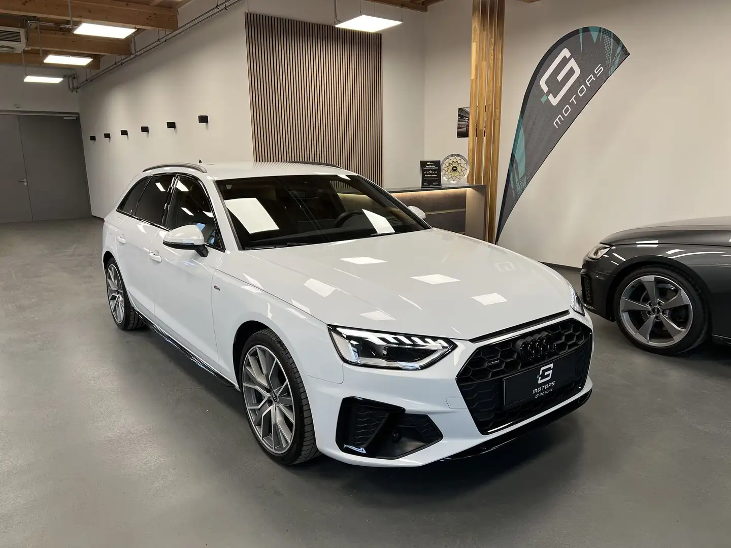 Audi A4 40 TDI SPORT QUATTRO COMPETITION GLETSCHER AHK HUD Weiß - 2