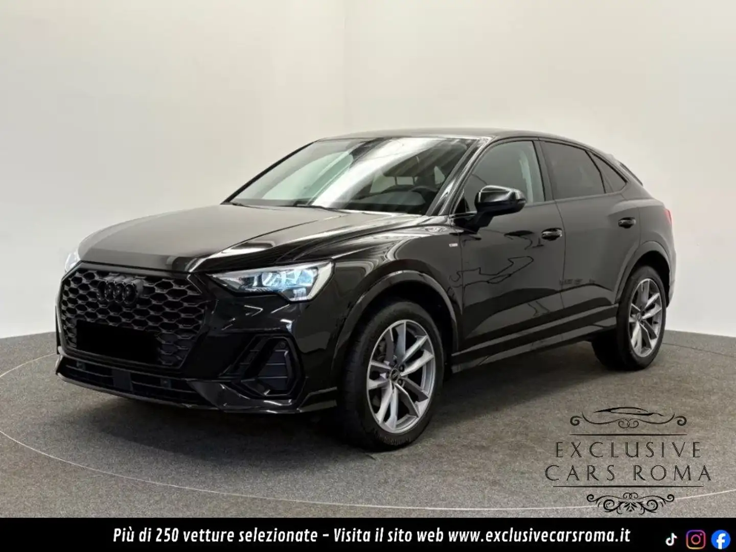 Audi Q3 SPB 35 TDI S tronic S line Sline Grijs - 1