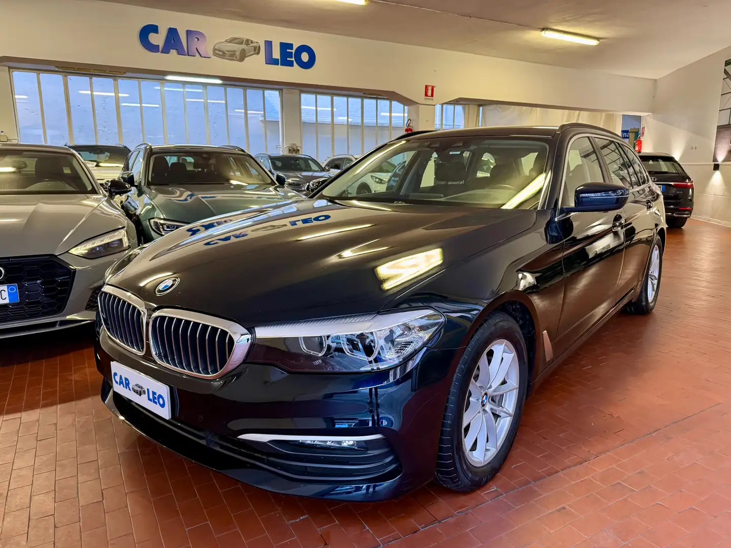 BMW 530 530d Touring xdrive Business 249cv auto Blu/Azzurro - 1