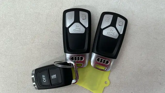 Audi Q5 view 18