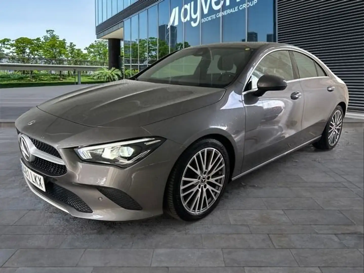 Mercedes-Benz CLA 200 200d Gris - 1