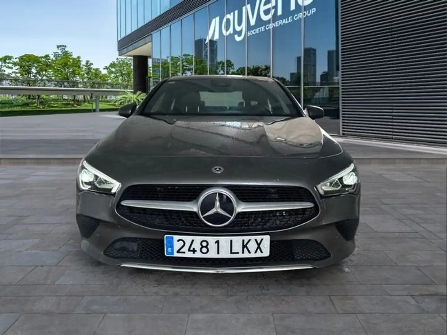 Mercedes-Benz CLA 200 200d Gris - 2