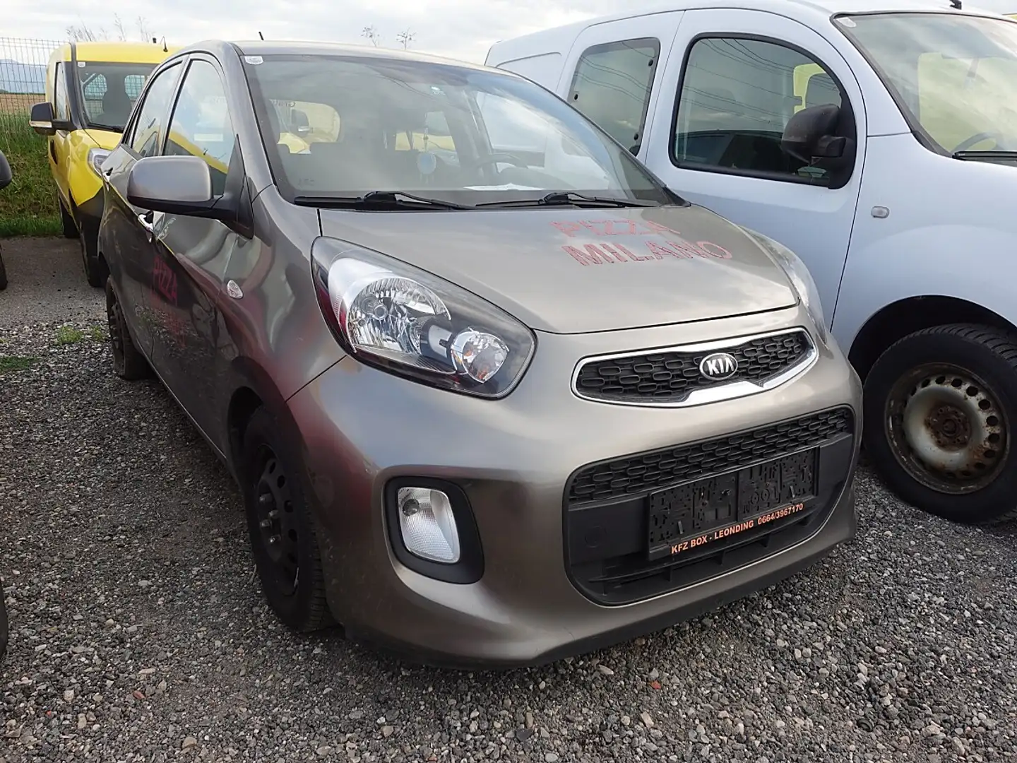 Kia Picanto 1,0 Grau - 1