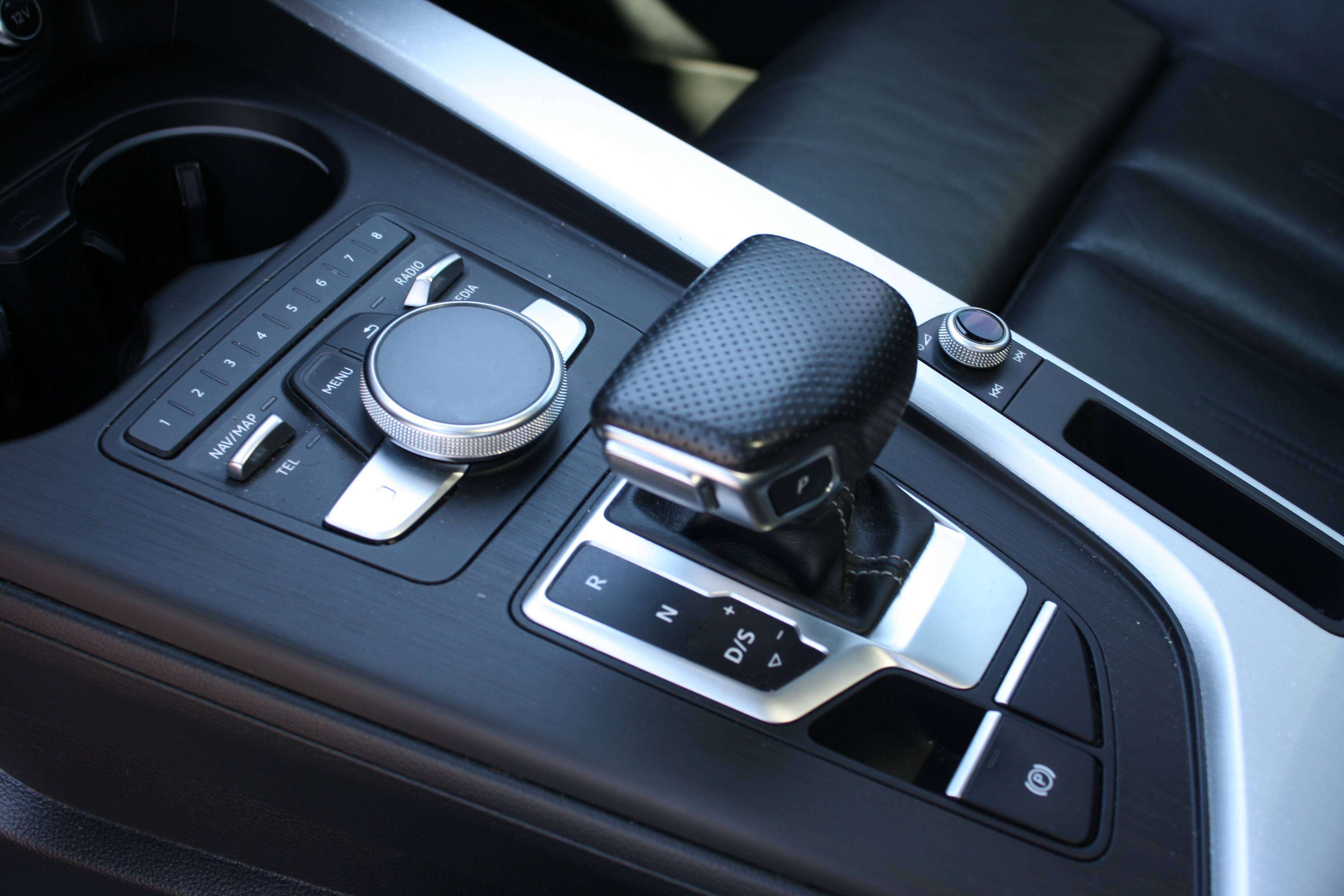 2018 Audi A5 Technik thumb 11