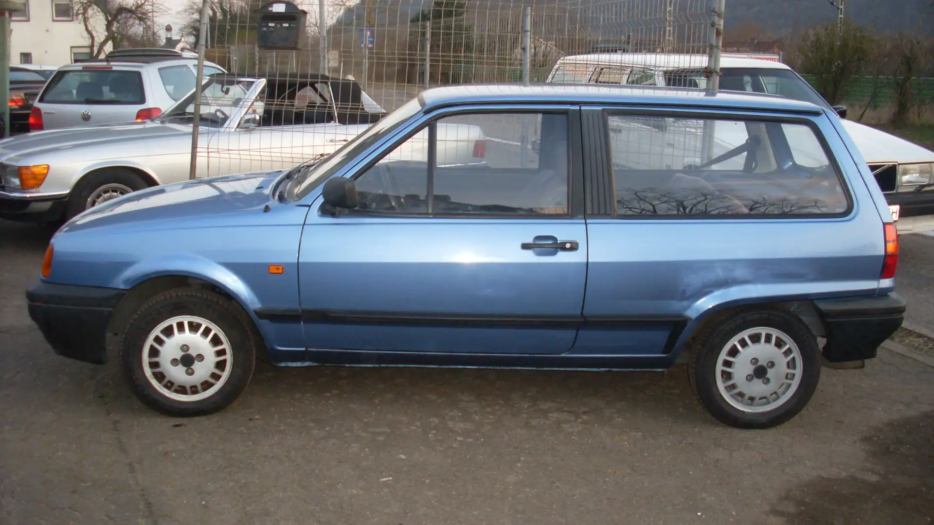 Volkswagen Polo steilheck   oldtimer  h-gutachten Blauw - 1