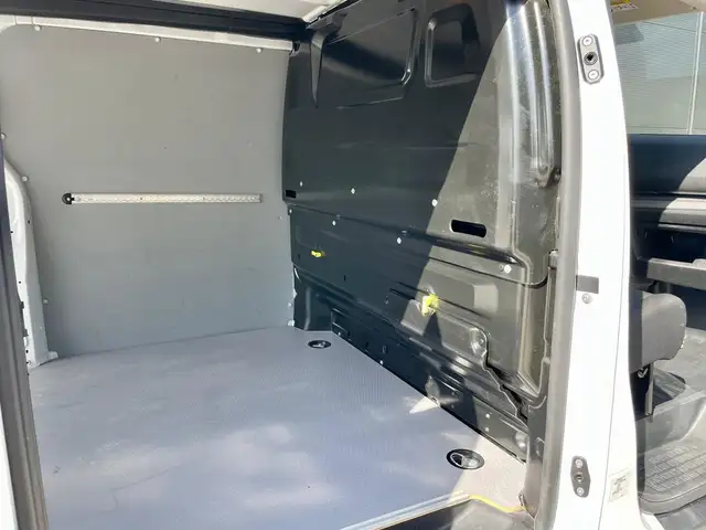 Opel Vivaro view 13