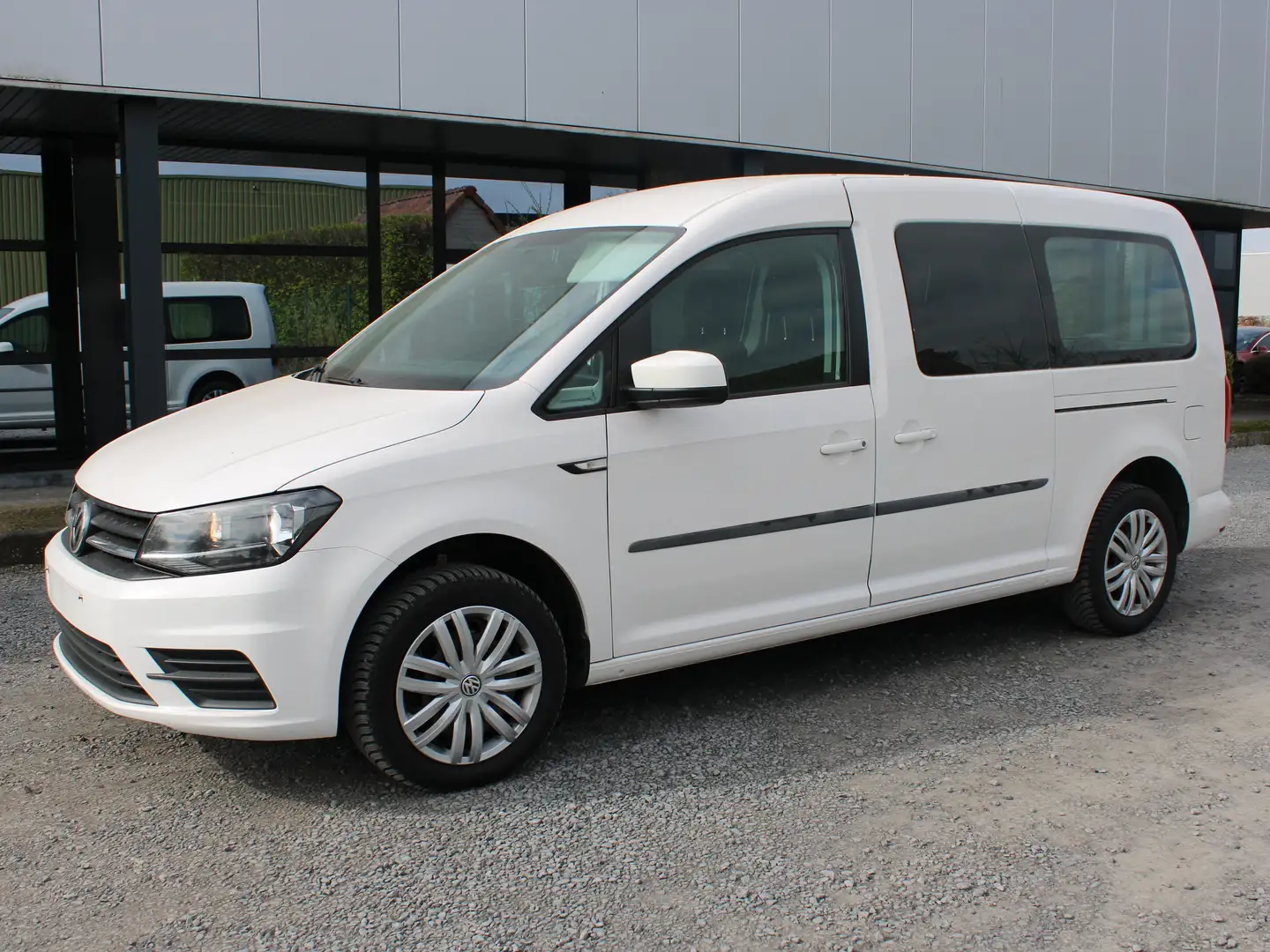 Volkswagen Caddy 2.0 TDI DSG LICHTE VRACHT LANG CHASSIS 5 ZITPL Wit - 2