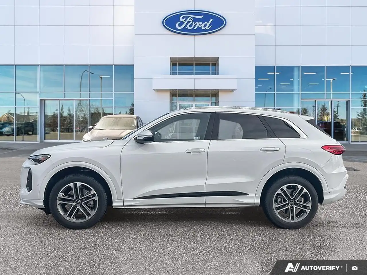 Audi Q5 снимка Audi Q5