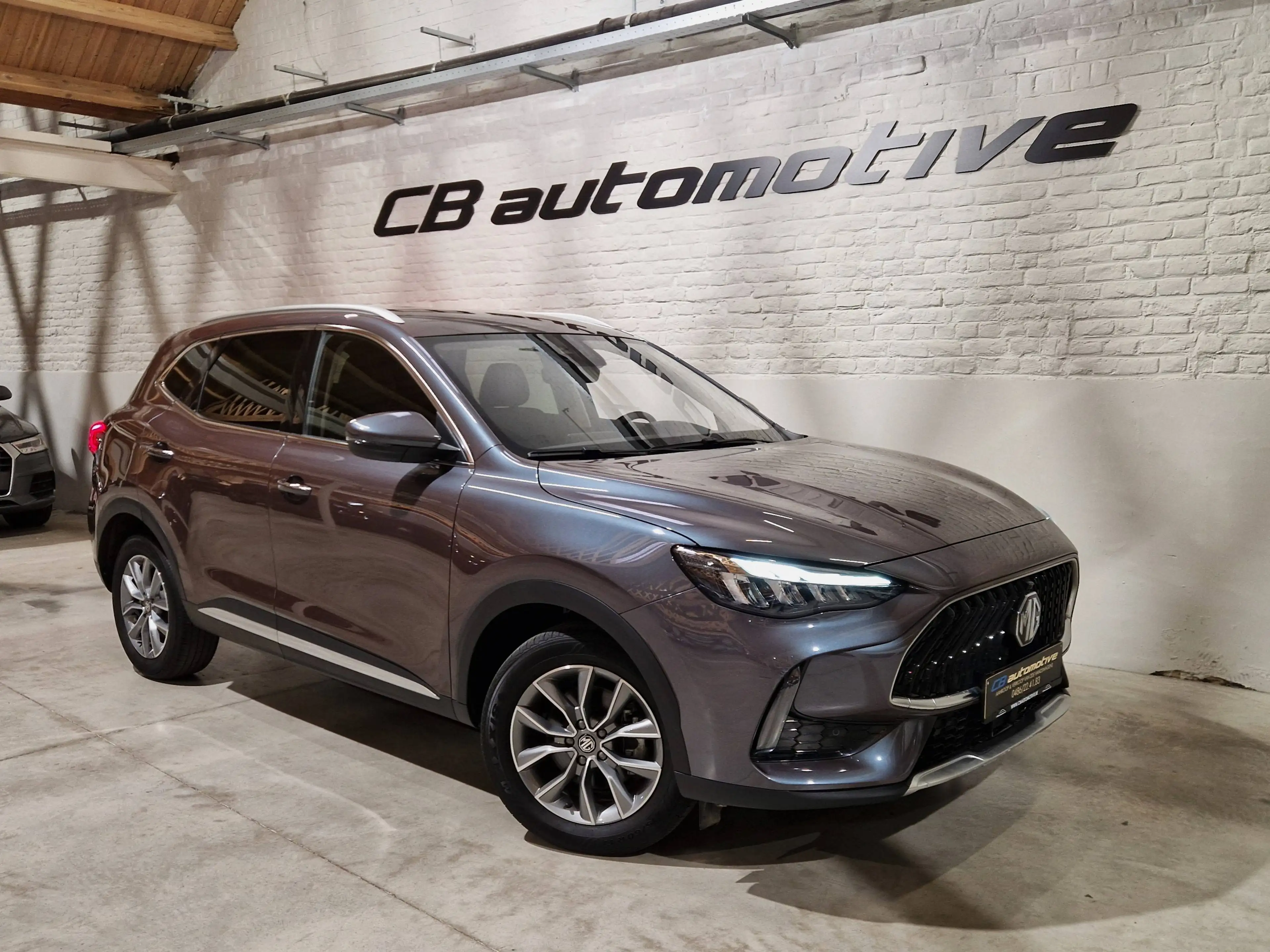 MG HS HS 1.5 T-GDi DCT met hoogwaardig metaalkleur