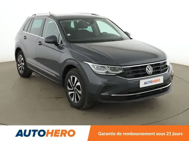 Volkswagen Tiguan view 8