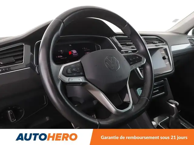 Volkswagen Tiguan view 11
