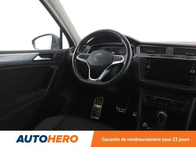 Volkswagen Tiguan view 13