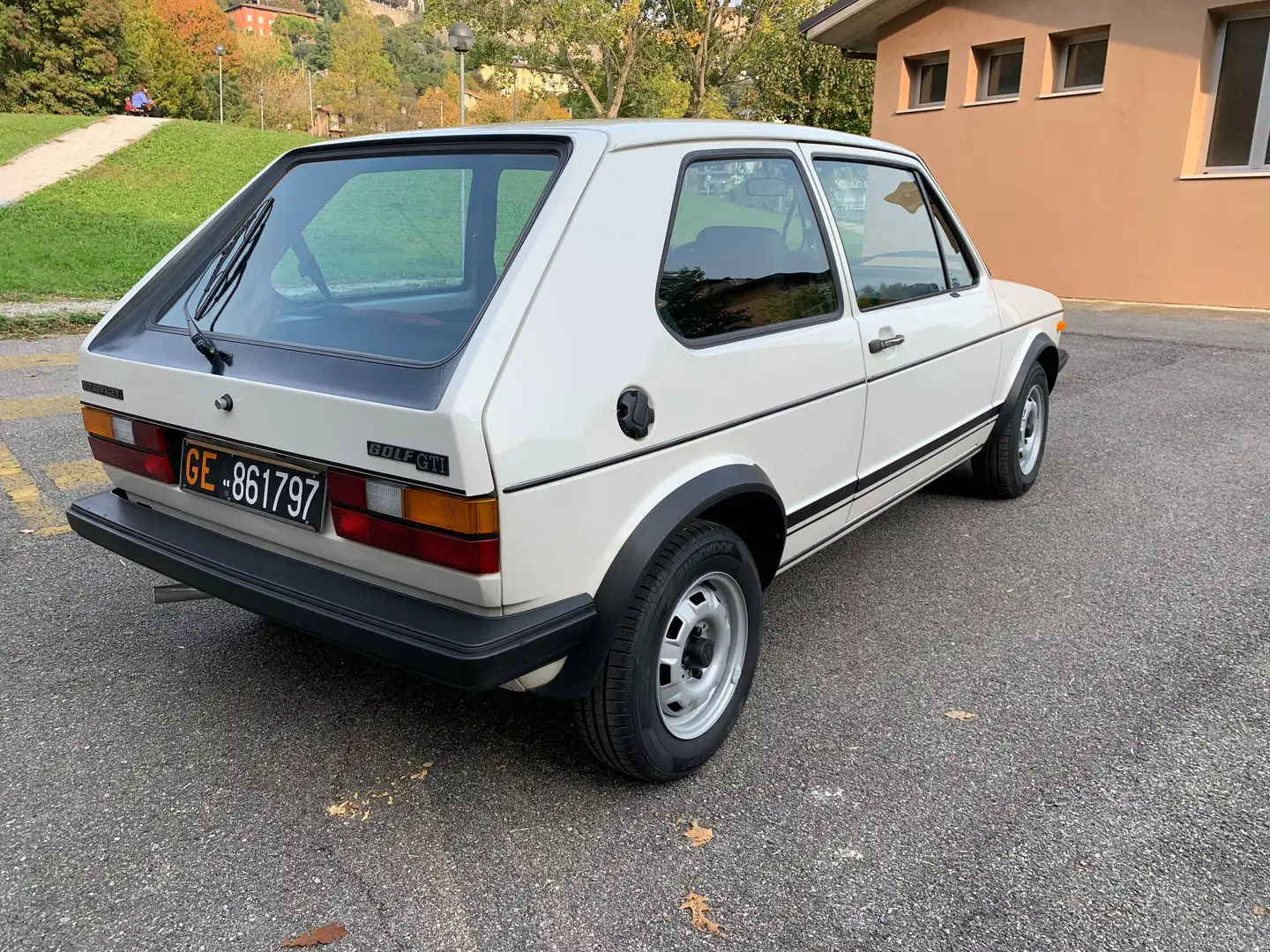 Volkswagen Golf MK1 ASI 1982 Bianco - 2
