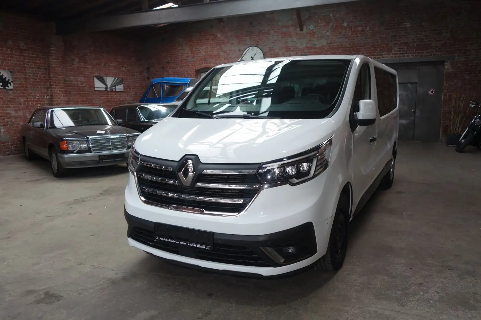 Renault Trafic L2 H1 8 Sitze Tüv Bremse Neu Euro6 Kamera Weiß - 1