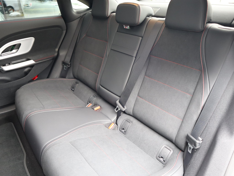Mercedes-Benz CLA 250 250+ Business Solution AMG 85.5 kWh — photo 11