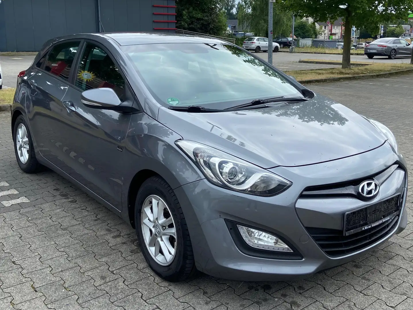 Hyundai i30 Klimaautomatik, Sitzheizung Grau - 1