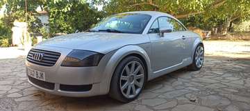 TT Coupé 1.8T quattro 6vel. 180