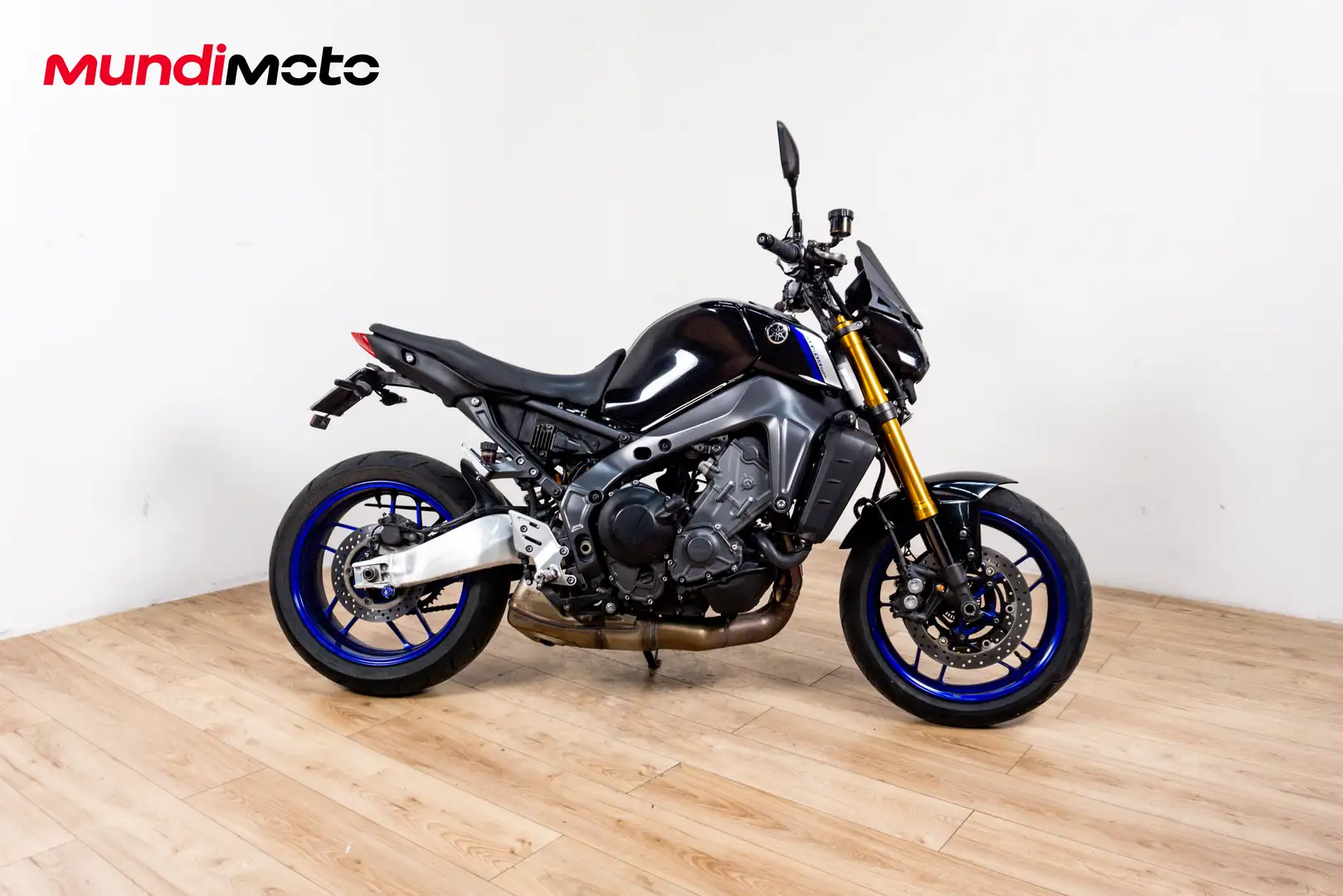 Yamaha MT-09 - 1