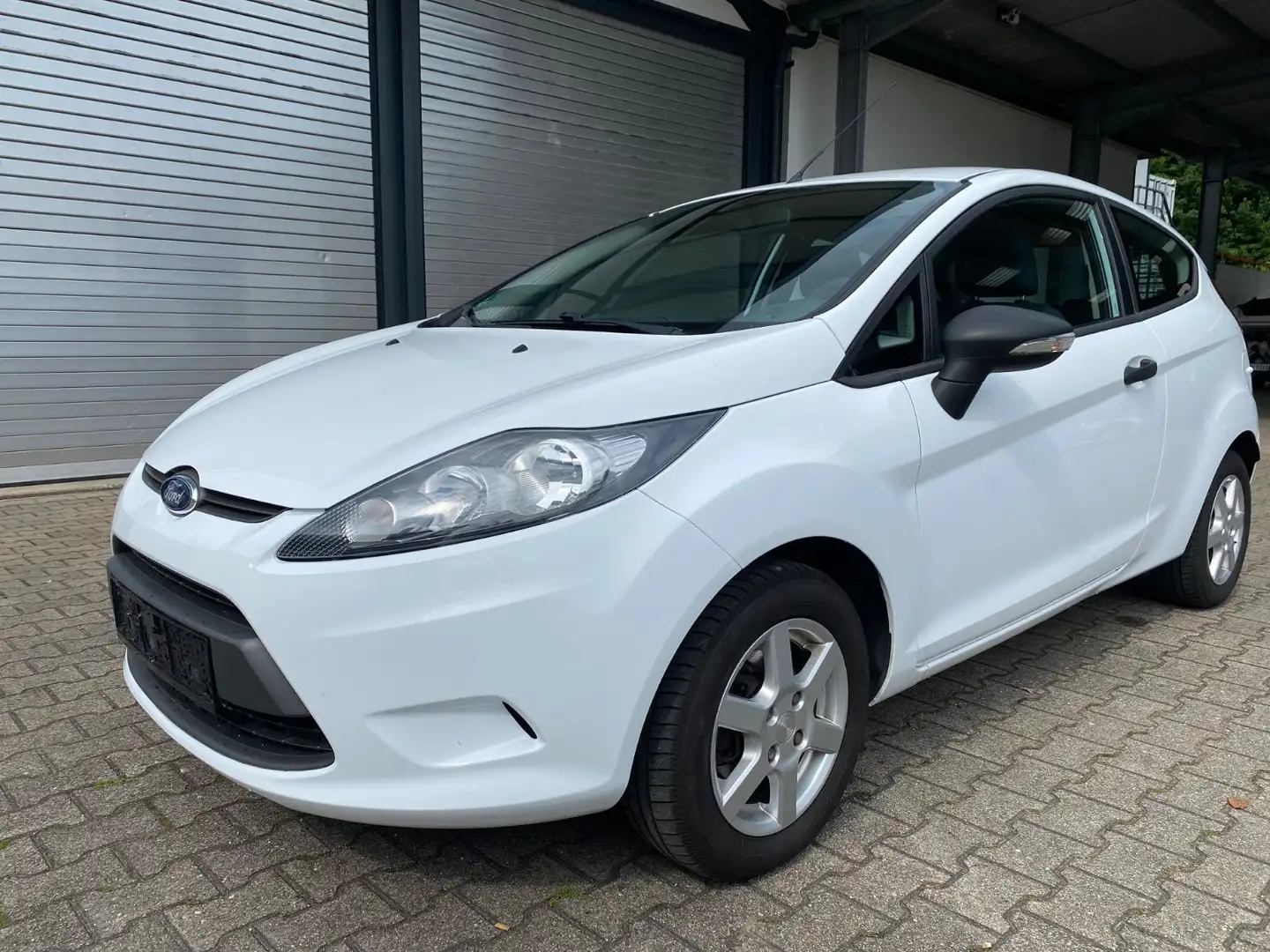 Ford Fiesta Tüv 01/2027 Blanc - 1