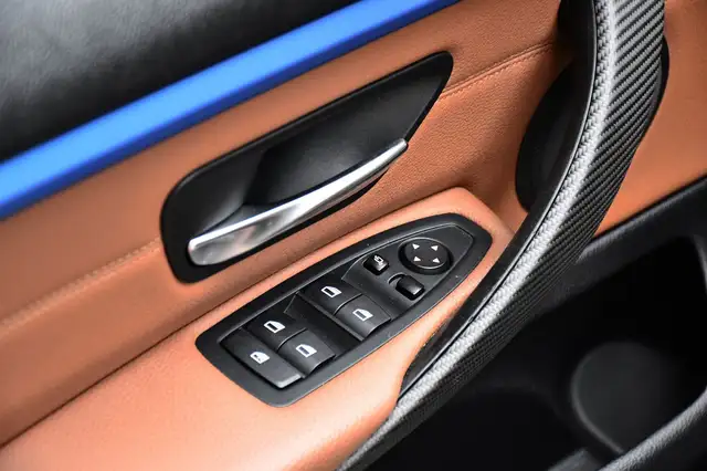BMW M view 8