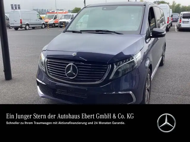 Mercedes-Benz EQV 300 EQV300 L AVANTGAR Pano DISTRO Sitzklima AIRMATIC