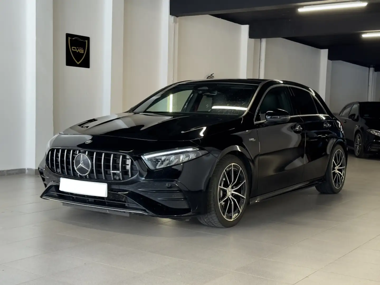 Mercedes-Benz A 35 AMG Line Premium 4Matic 8G-DCT Negro - 1