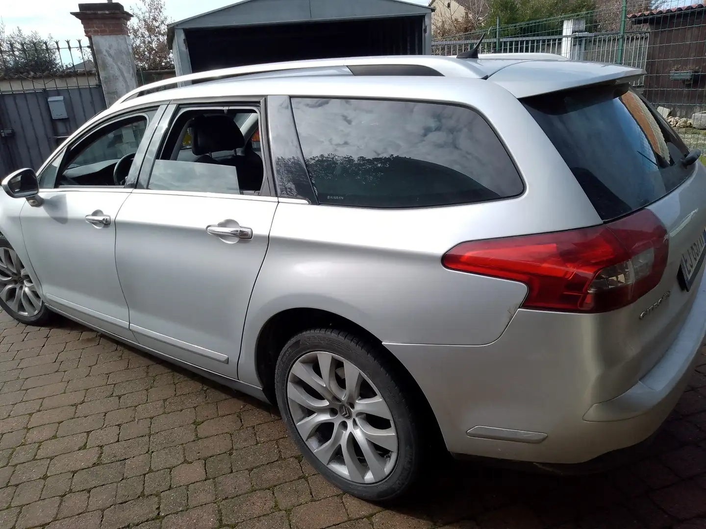 Citroen C5 Tourer 2.0 hdi 16v Executive (business) 163cv auto - 2