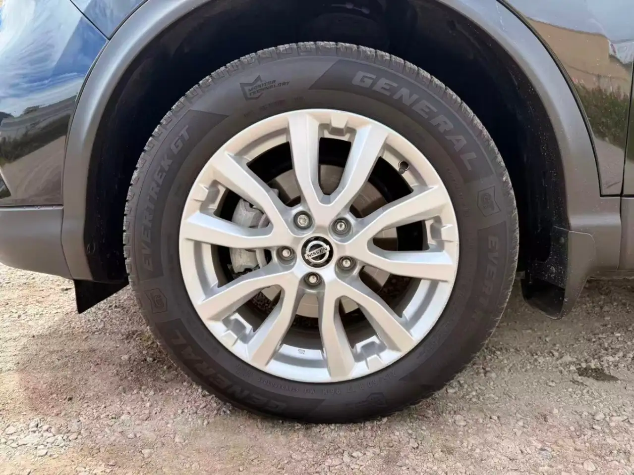Nissan Qashqai photo Nissan Qashqai