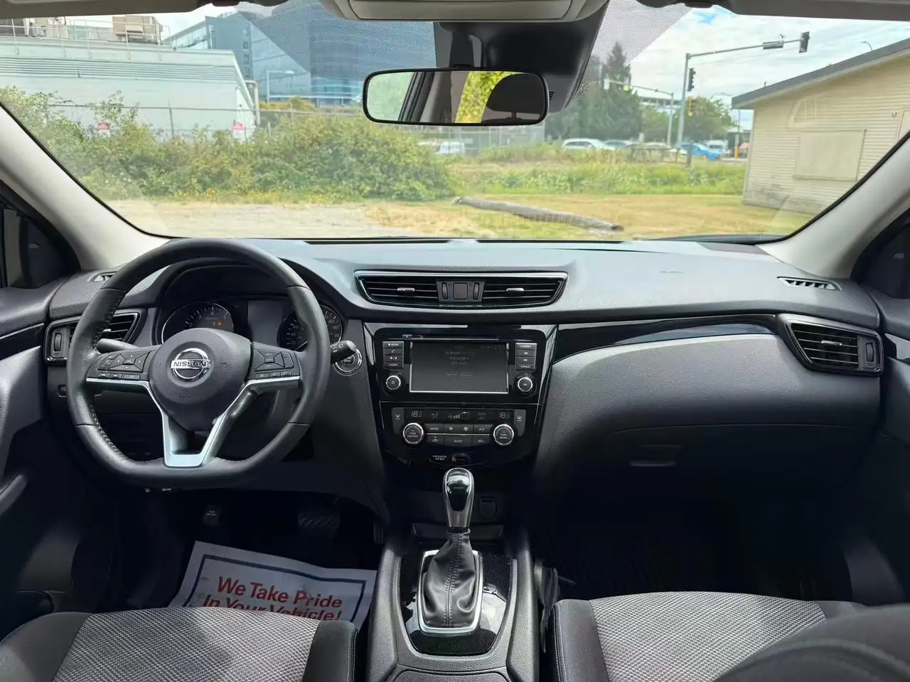 Nissan Qashqai photo Nissan Qashqai