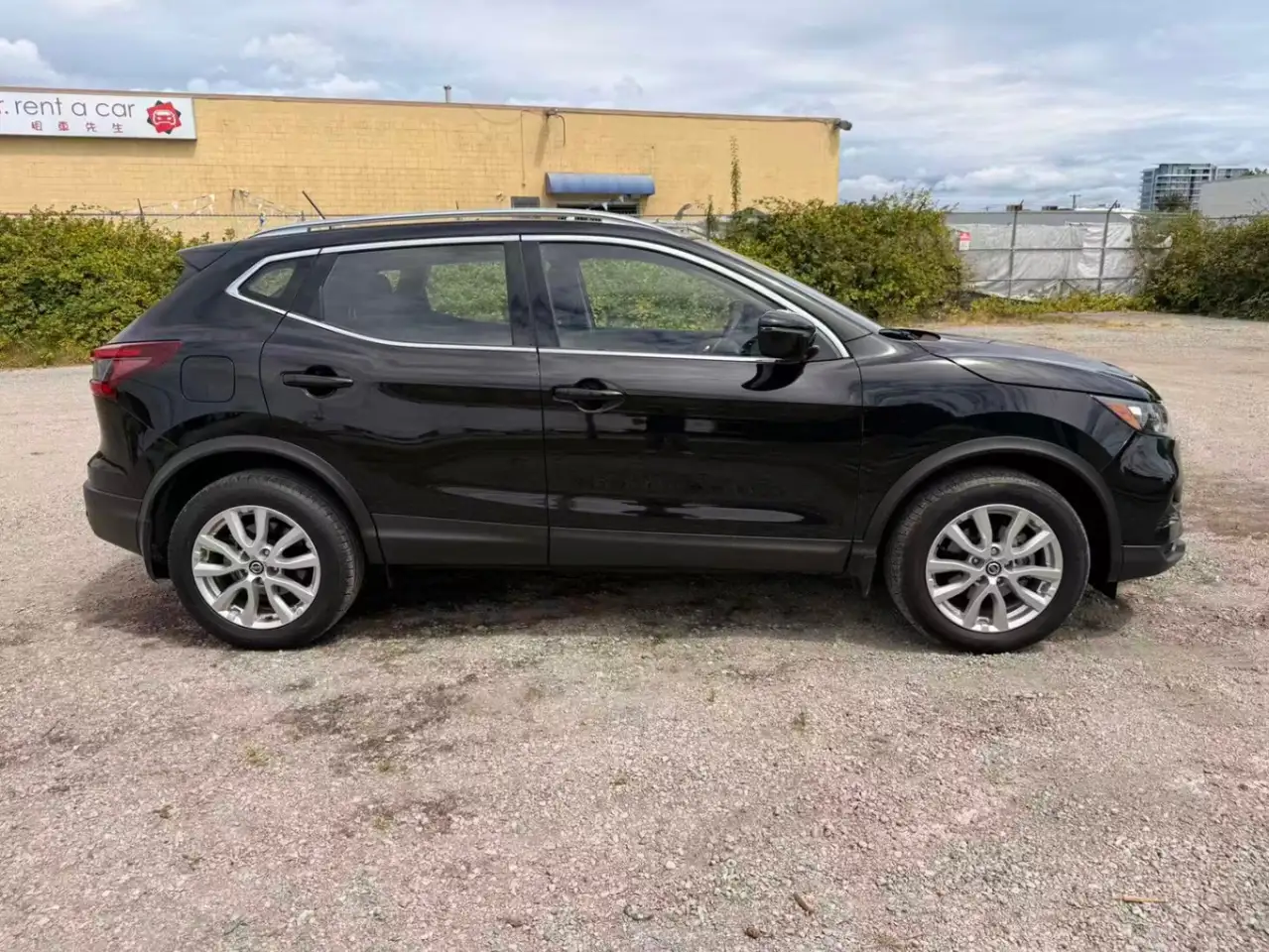 Nissan Qashqai photo Nissan Qashqai