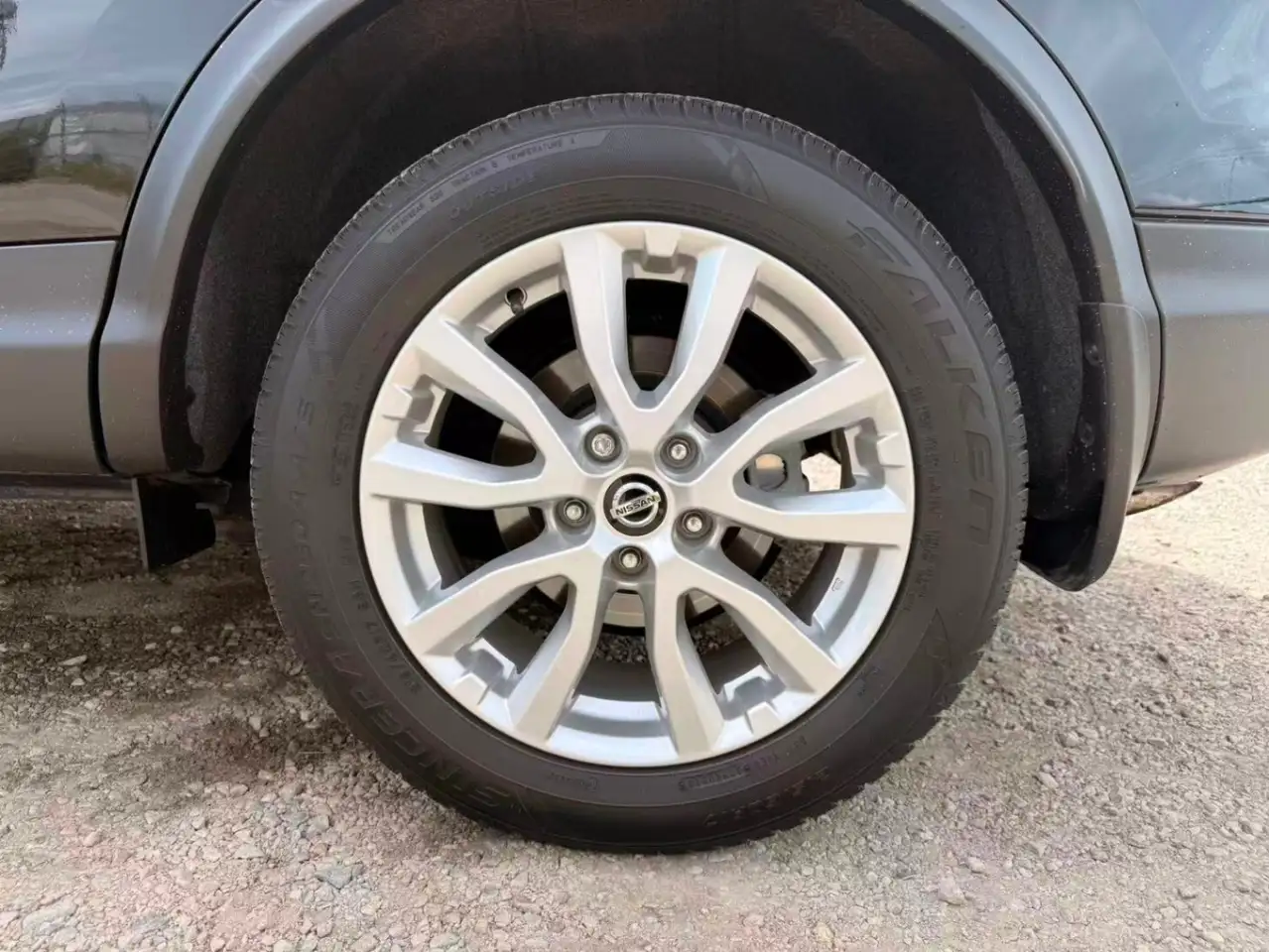 Nissan Qashqai photo Nissan Qashqai