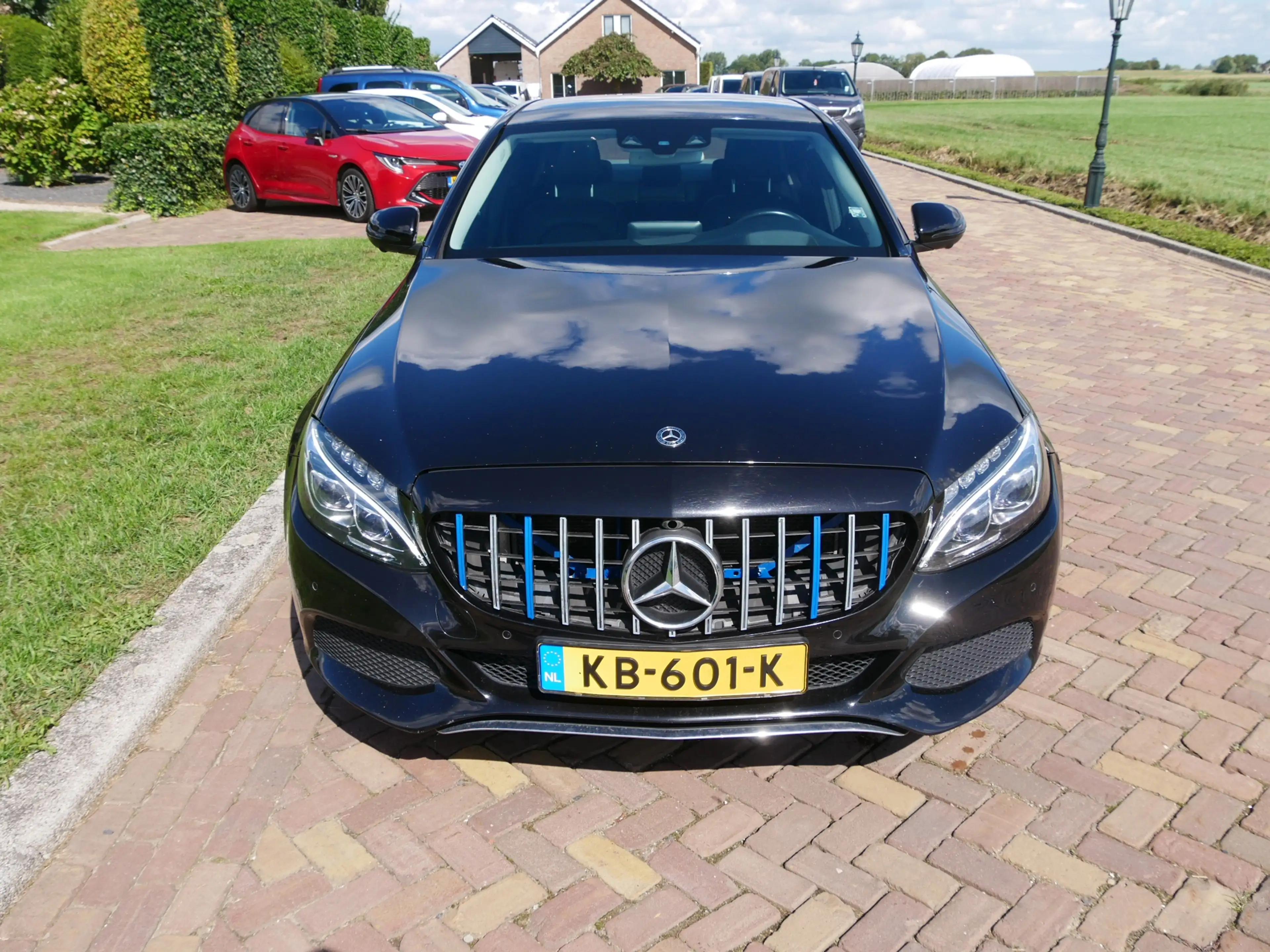 Mercedes-Benz C 350 e Lease Edition PANO BURMESTER ** 11499 NETTO ** — photo 3
