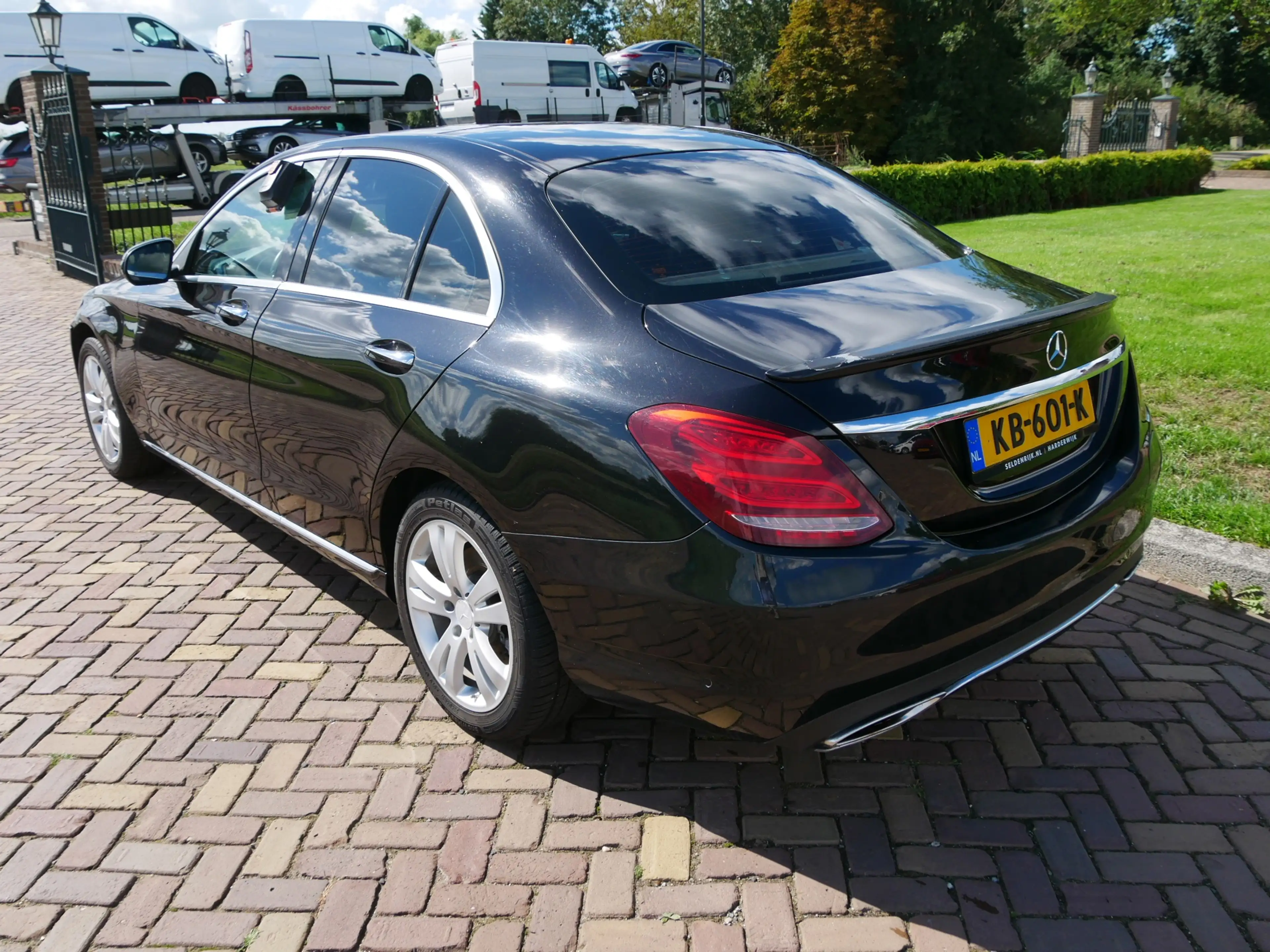 Mercedes-Benz C 350 e Lease Edition PANO BURMESTER ** 11499 NETTO ** — photo 9