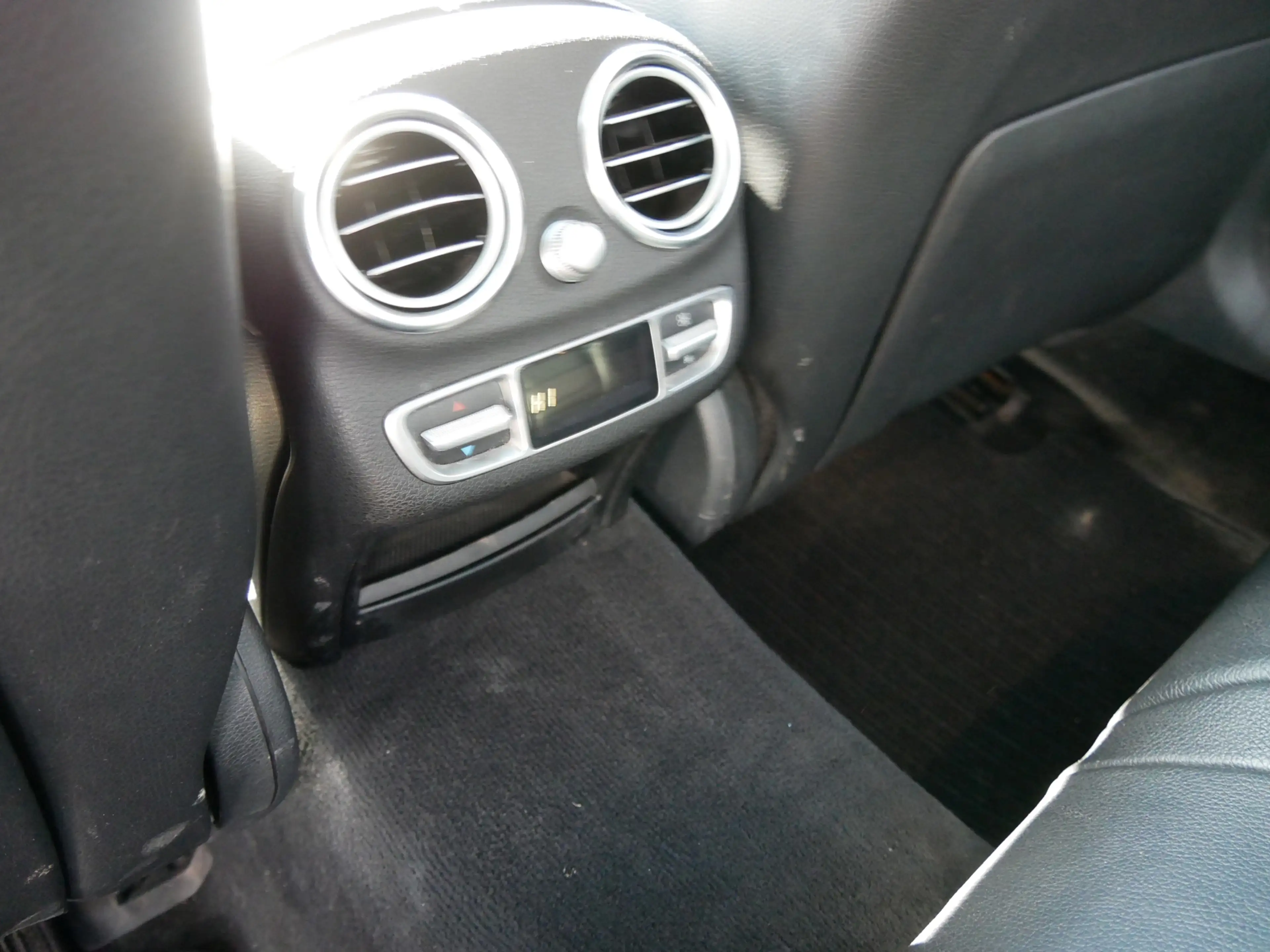Mercedes-Benz C 350 e Lease Edition PANO BURMESTER ** 11499 NETTO ** — photo 13